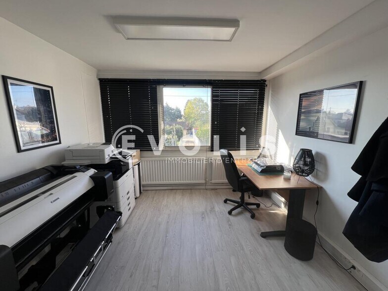 21 Allée De Clichy, Le Raincy to rent - Interior Photo - Image 2 of 16