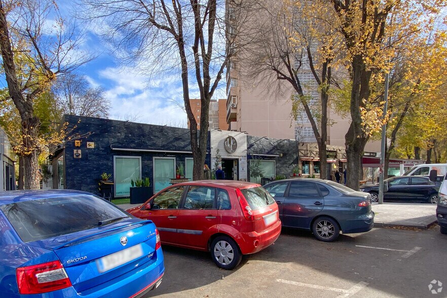 Calle Venezuela, 1, Coslada, Madrid for sale - Building Photo - Image 2 of 2