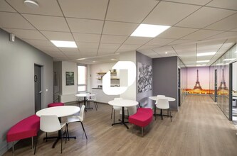 13-15 Rue Jeanne Braconnier, Meudon to rent Interior Photo- Image 1 of 8