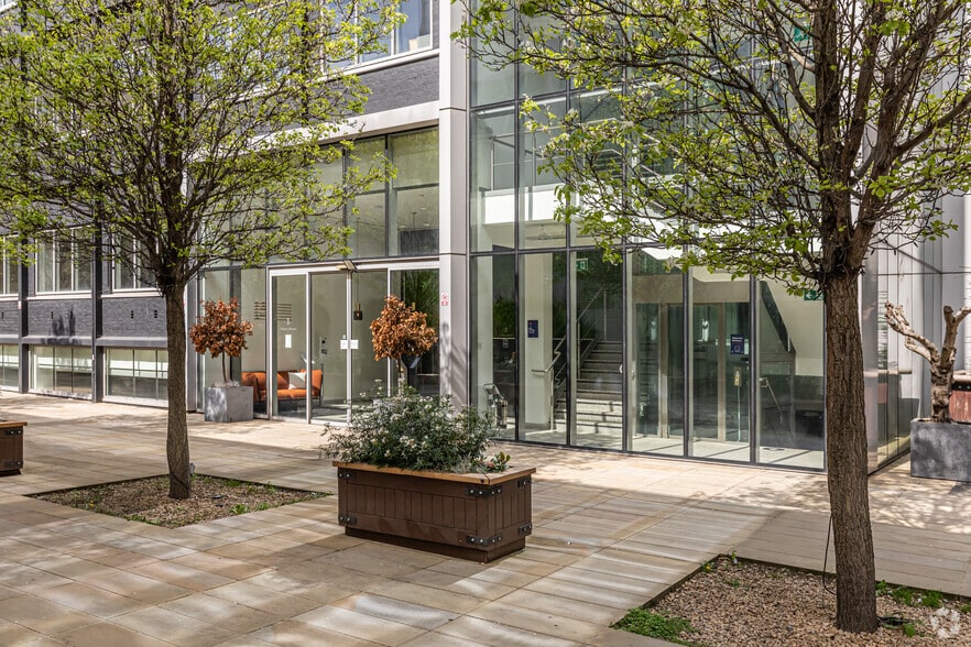 1 Finsbury Mark, London to rent - Building Photo - Image 2 of 9