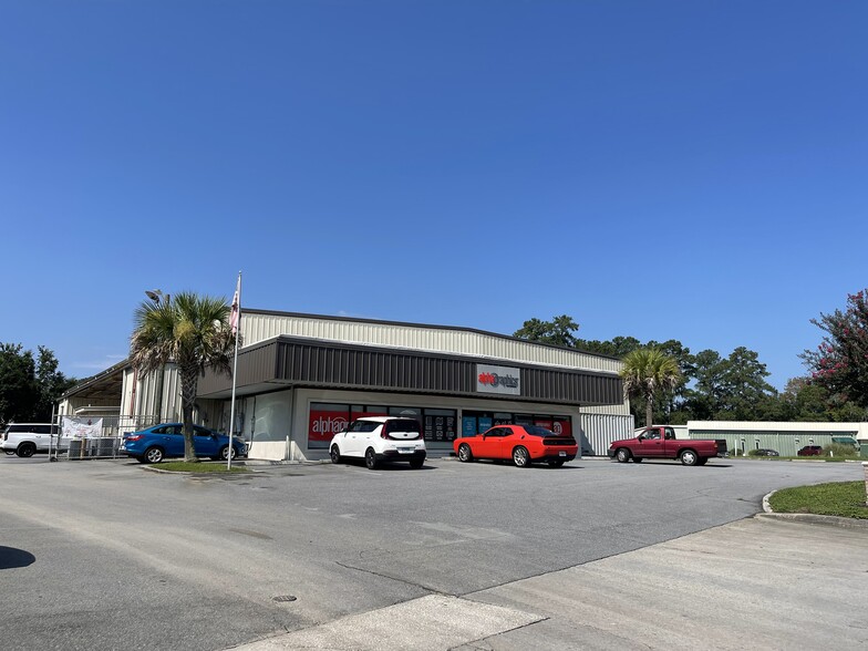 5 Mall Ter, Savannah, GA for sale - Building Photo - Image 1 of 1