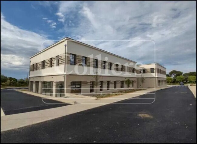 Vente Bureaux 59 m² à 124 m²