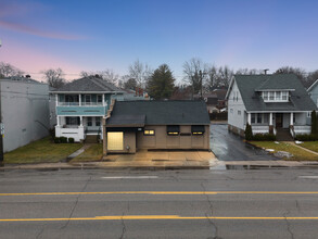 809 W 11 Mile Rd, Royal Oak, MI for sale Building Photo- Image 1 of 1