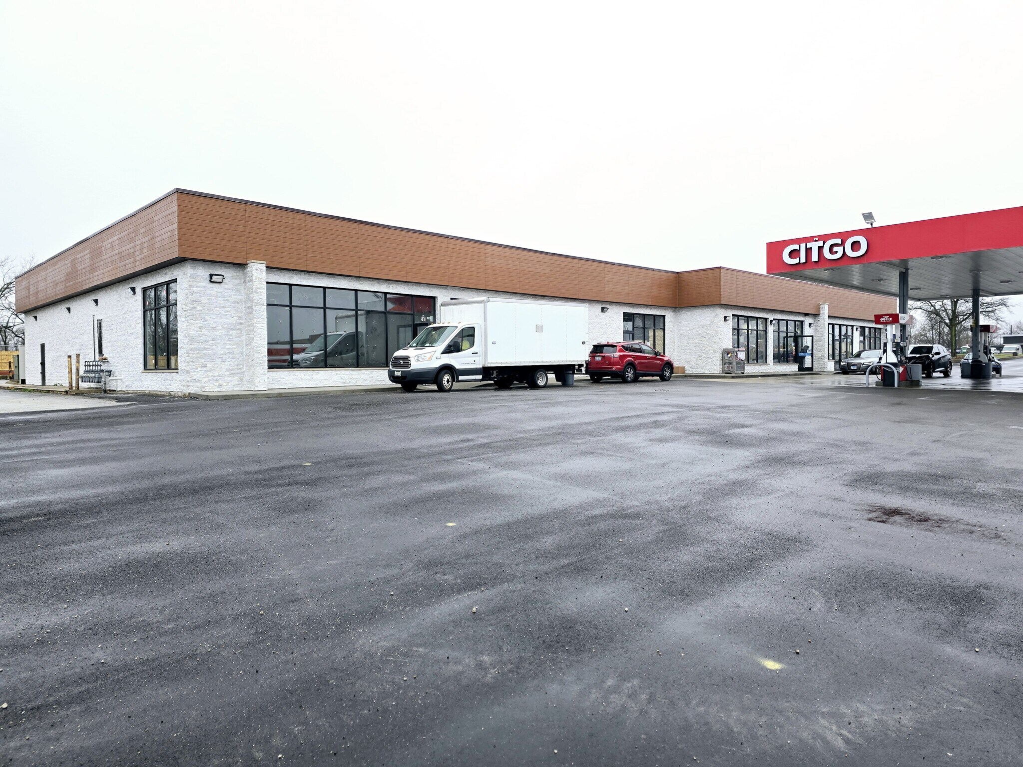 590 W Lincoln Hwy, Chicago Heights, IL to rent Building Photo- Image 1 of 8