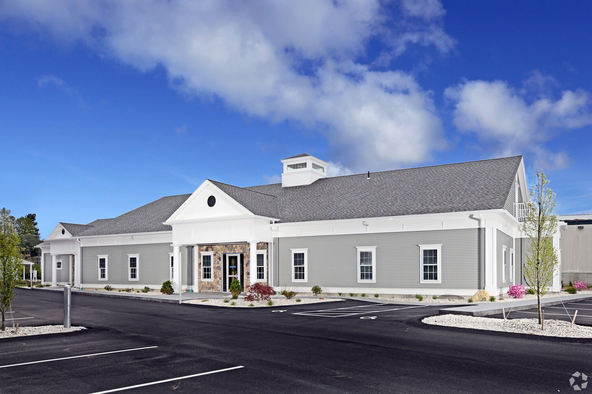 22 Aaron's Way, West Yarmouth, MA to rent Building Photo- Image 1 of 7