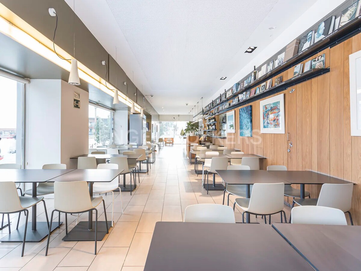 Sant Just Desvern, BAR 08960 - Unit 01 -  - Interior Photo - Image 1 of 26