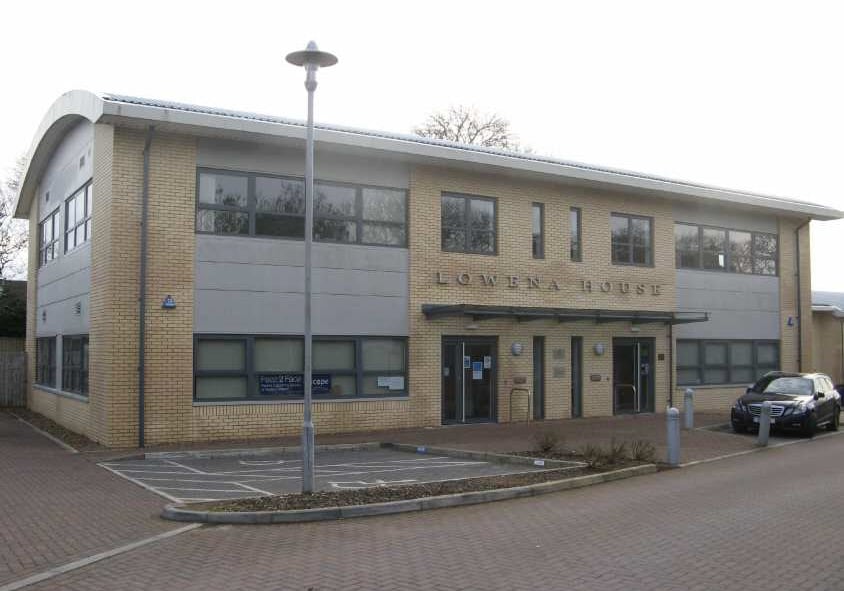 Glenthorne Ct, Threemilestone to rent Primary Photo- Image 1 of 6