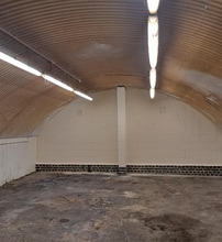 132 Skeltons Ln, London to rent Interior Photo- Image 1 of 1