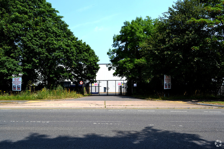 Salthouse Rd, Northampton for rent - Building Photo - Image 3 of 6