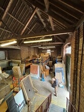 Little Walden Rd, Saffron Walden to rent Interior Photo- Image 1 of 4