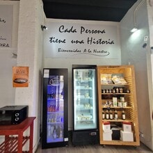 Retail in Madrid, Madrid to rent Interior Photo- Image 2 of 11