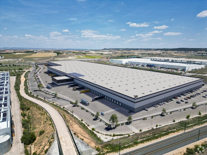 Industrial in Ontígola, Toledo to rent - Building Photo - Image 3 of 8