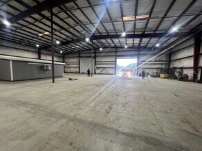 55 E Conifer St, Andrews, SC to rent Interior Photo- Image 2 of 2