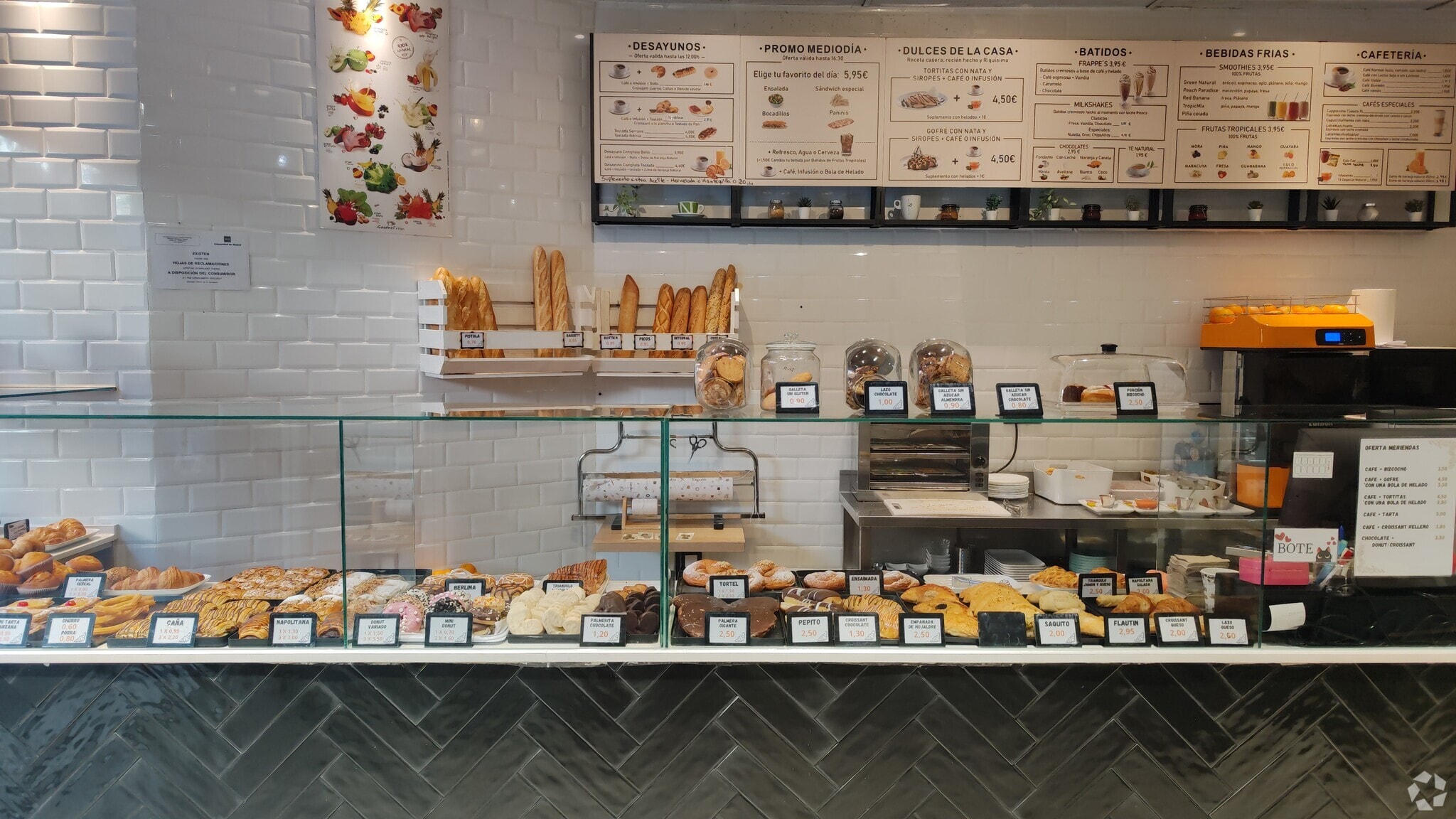 Calle de Estrella de Elola, 20, Valdemoro, Madrid to rent Interior Photo- Image 1 of 2