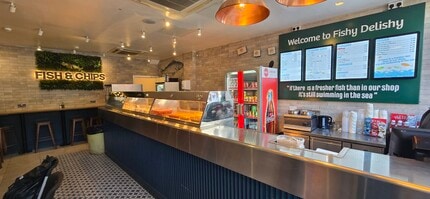 11 Fulham Broa, London to rent Building Photo- Image 2 of 5