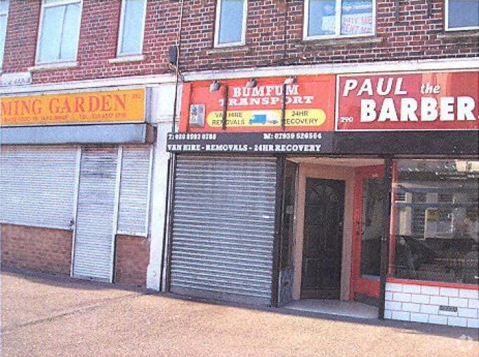 290 Lodge Ave, Dagenham to rent - Building Photo - Image 2 of 5