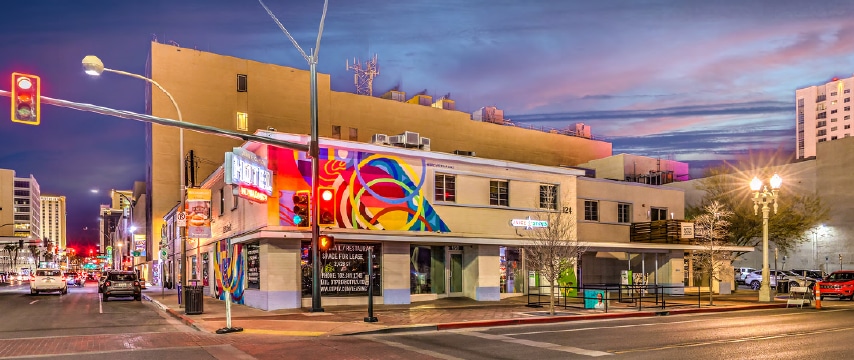 124 S 6th St, Las Vegas, NV to rent - Building Photo - Image 2 of 8