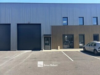 More details for Office, Light Industrial to Rent