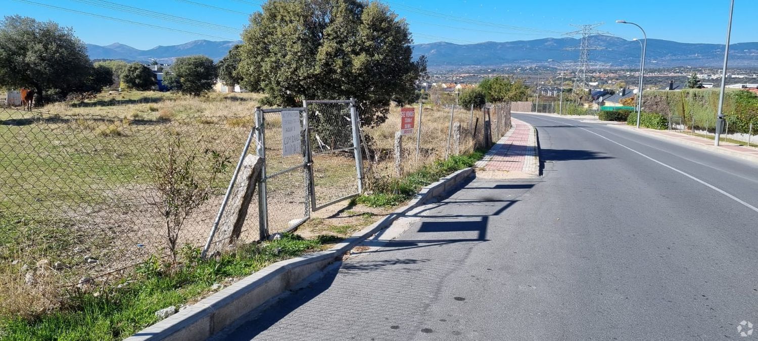 Land in Collado Villalba, Madrid for sale Primary Photo- Image 1 of 2