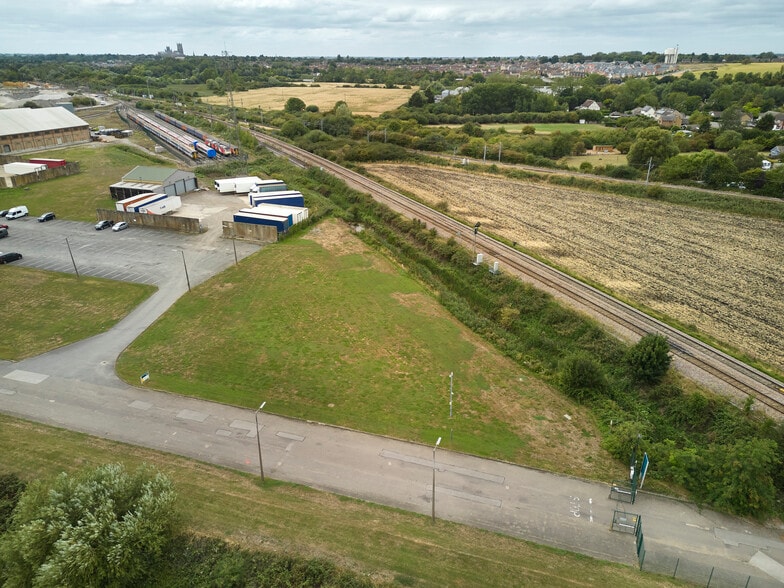Adelaide park, Queen Adelaide Way, Ely to rent - Aerial - Image 2 of 5