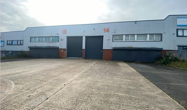 Millshaw Park, Leeds to rent Building Photo- Image 1 of 1