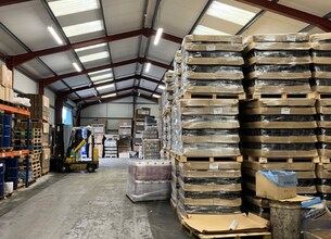 2 Worsley Brow, St Helens to rent Interior Photo- Image 1 of 2