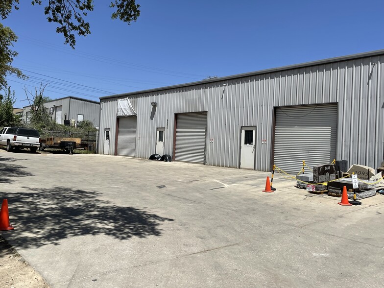 6500 W State Highway 46, New Braunfels, TX for rent - Building Photo - Image 3 of 3