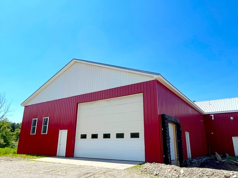 123 Locke Ave, Hyde Park, VT for sale - Building Photo - Image 1 of 1