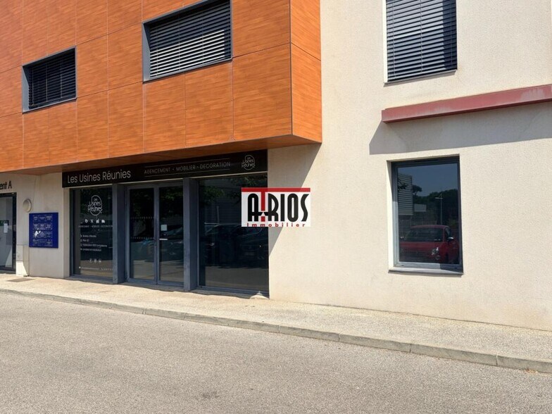 Office in La Seyne-sur-Mer for sale - Building Photo - Image 1 of 10