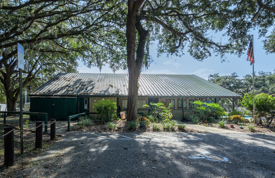 19115 SE 44th St, Ocklawaha, FL for sale - Building Photo - Image 3 of 11