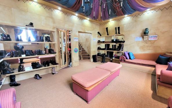 8 Promenade, Cheltenham to rent Interior Photo- Image 1 of 4