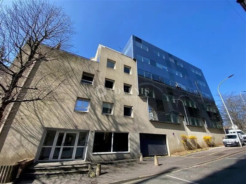 Office in Nogent-sur-Marne to rent - Building Photo - Image 2 of 6