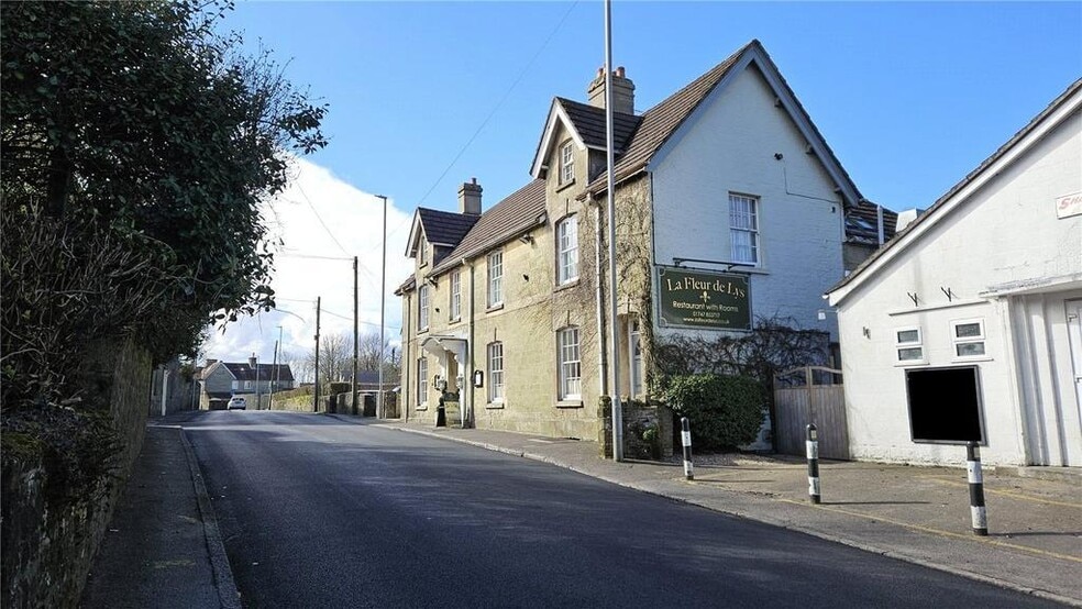 4-6 Bleke St, Shaftesbury for sale - Building Photo - Image 2 of 18