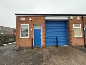 Lendal Ct, Nottingham to rent Building Photo- Image 1 of 1