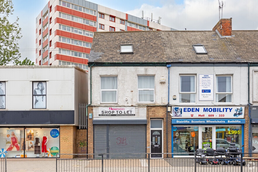 229 Holderness Rd, Hull to rent - Primary Photo - Image 1 of 2