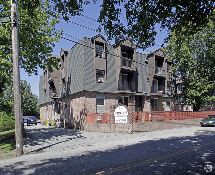 151-159 Wood St, Lowell, MA for sale - Building Photo - Image 1 of 1