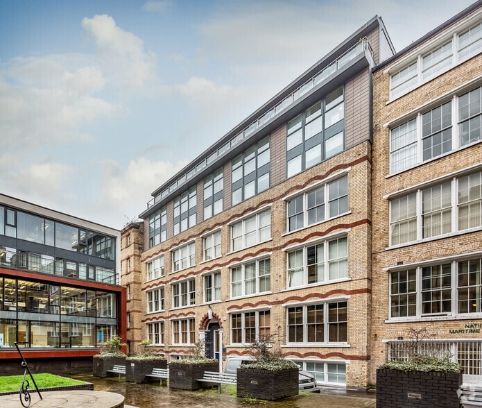 3 Temple Sq, Liverpool for sale - Building Photo - Image 3 of 12