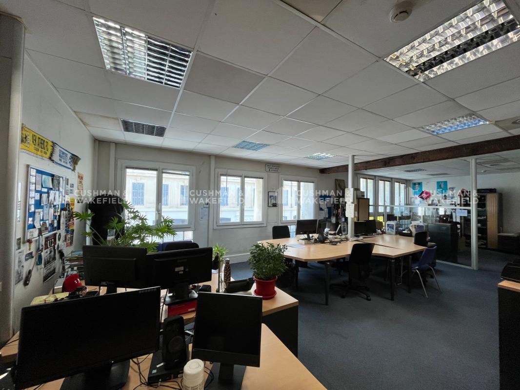 Office in Marseille for sale Interior Photo- Image 1 of 15