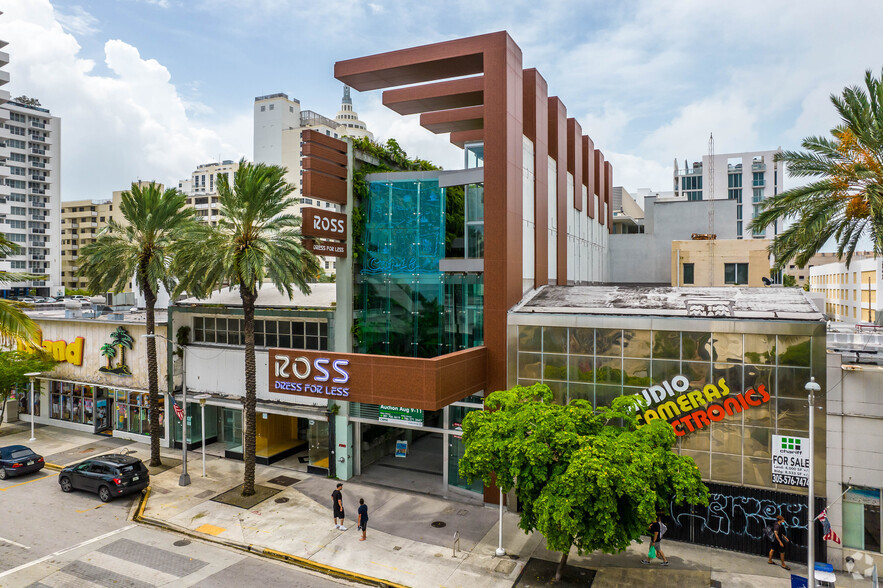 230 Lincoln Rd, Miami Beach, FL for sale - Primary Photo - Image 1 of 1