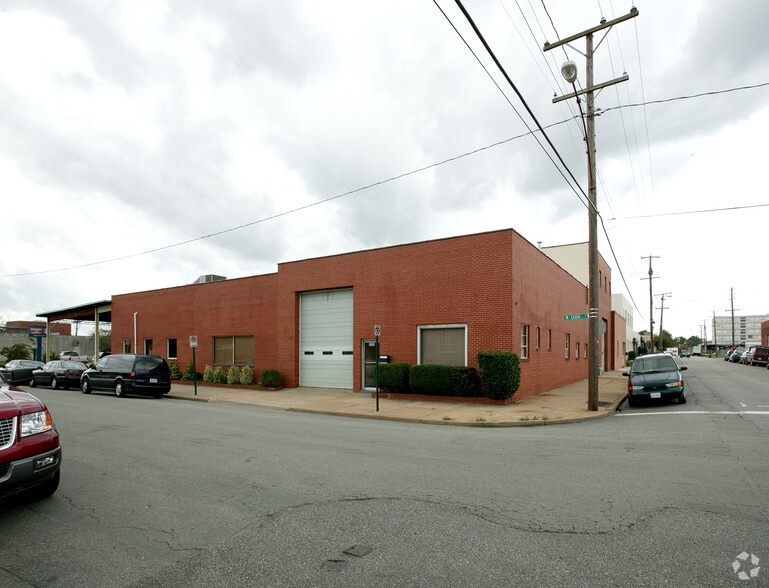 3121 West Leigh St, Richmond, VA for rent - Building Photo - Image 3 of 14