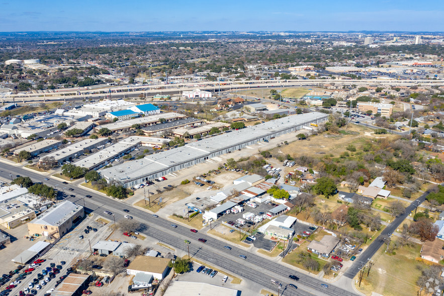 5405 Bandera Rd, San Antonio, TX for rent - Aerial - Image 2 of 10