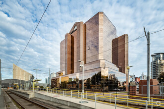 Trafford Wharf Rd, Manchester for rent Primary Photo- Image 1 of 7