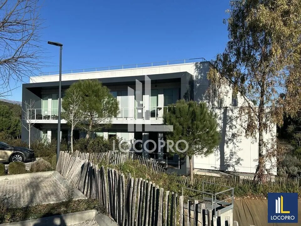 Office in SOPHIA ANTIPOLIS to rent Building Photo- Image 1 of 13