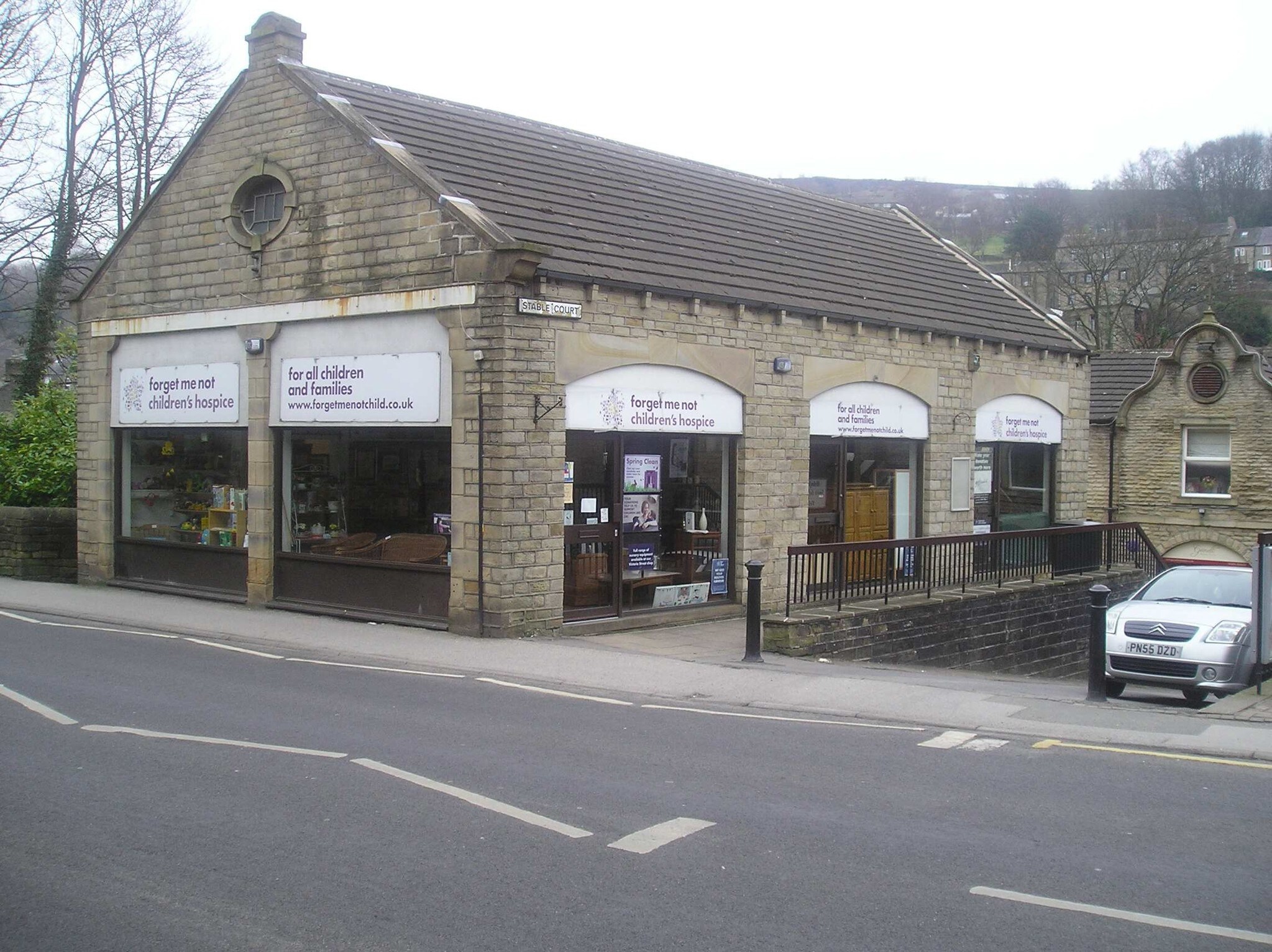 Huddersfield Rd, Holmfirth for sale Primary Photo- Image 1 of 1