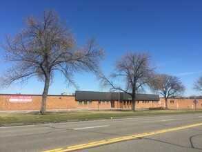 13120 County Rd 6, Plymouth, MN for rent Building Photo- Image 1 of 7