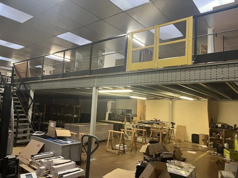 Office in Eysines to rent - Interior Photo - Image 3 of 8