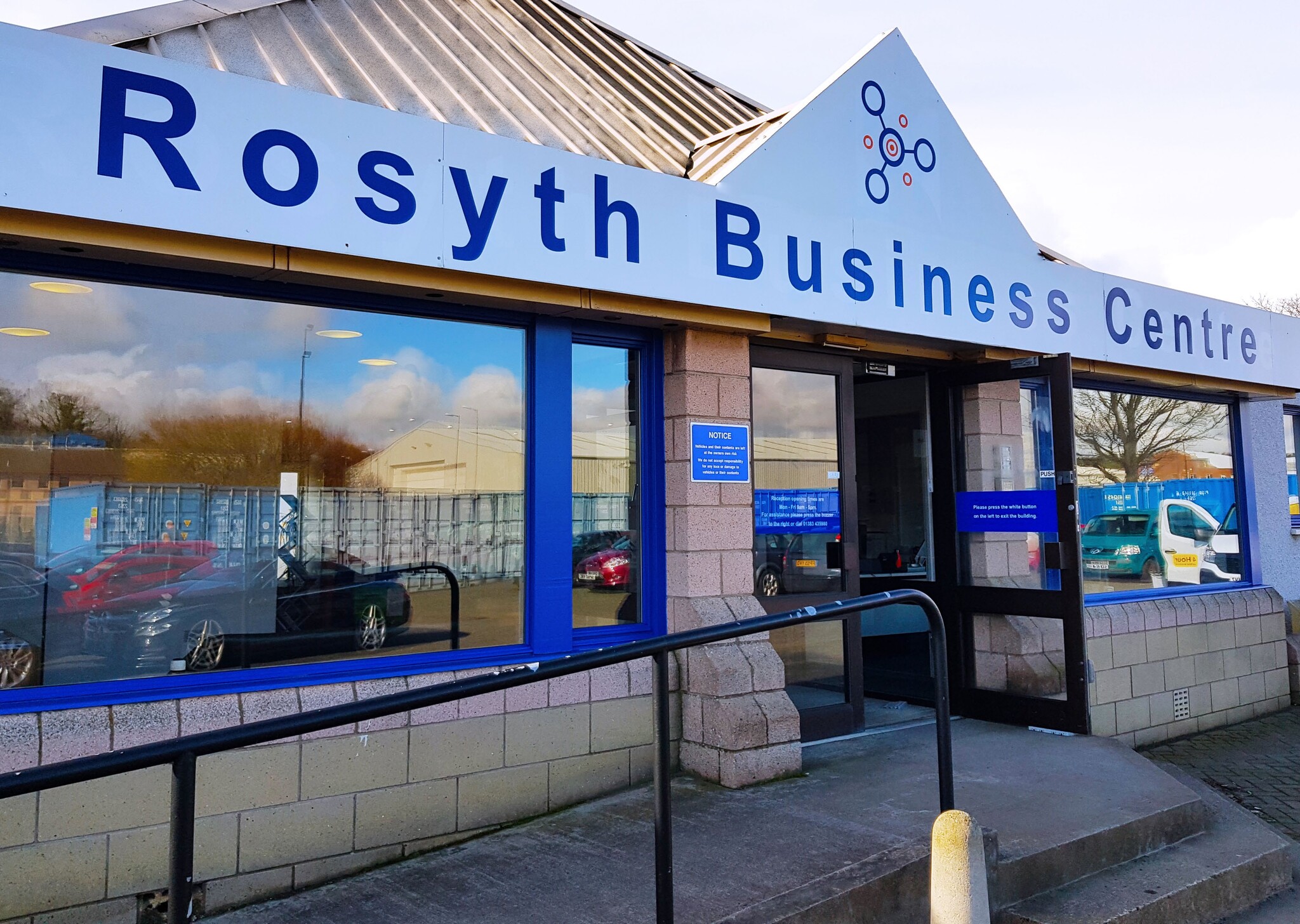 16 Cromarty Campus, Rosyth to rent Building Photo- Image 1 of 6