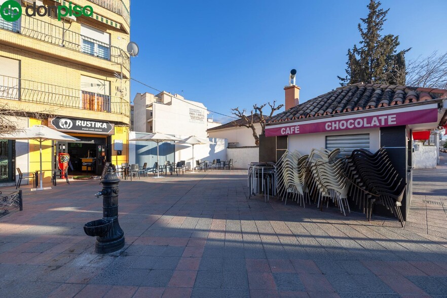 Calle Tierno Galván, 5, Armilla, Granada for sale - Building Photo - Image 2 of 26