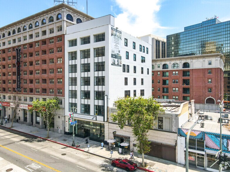 950 S Broadway, Los Angeles, CA for rent - Building Photo - Image 3 of 37