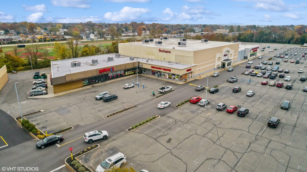 5500 Sunrise Hwy, Massapequa, NY for rent - Building Photo - Image 2 of 6